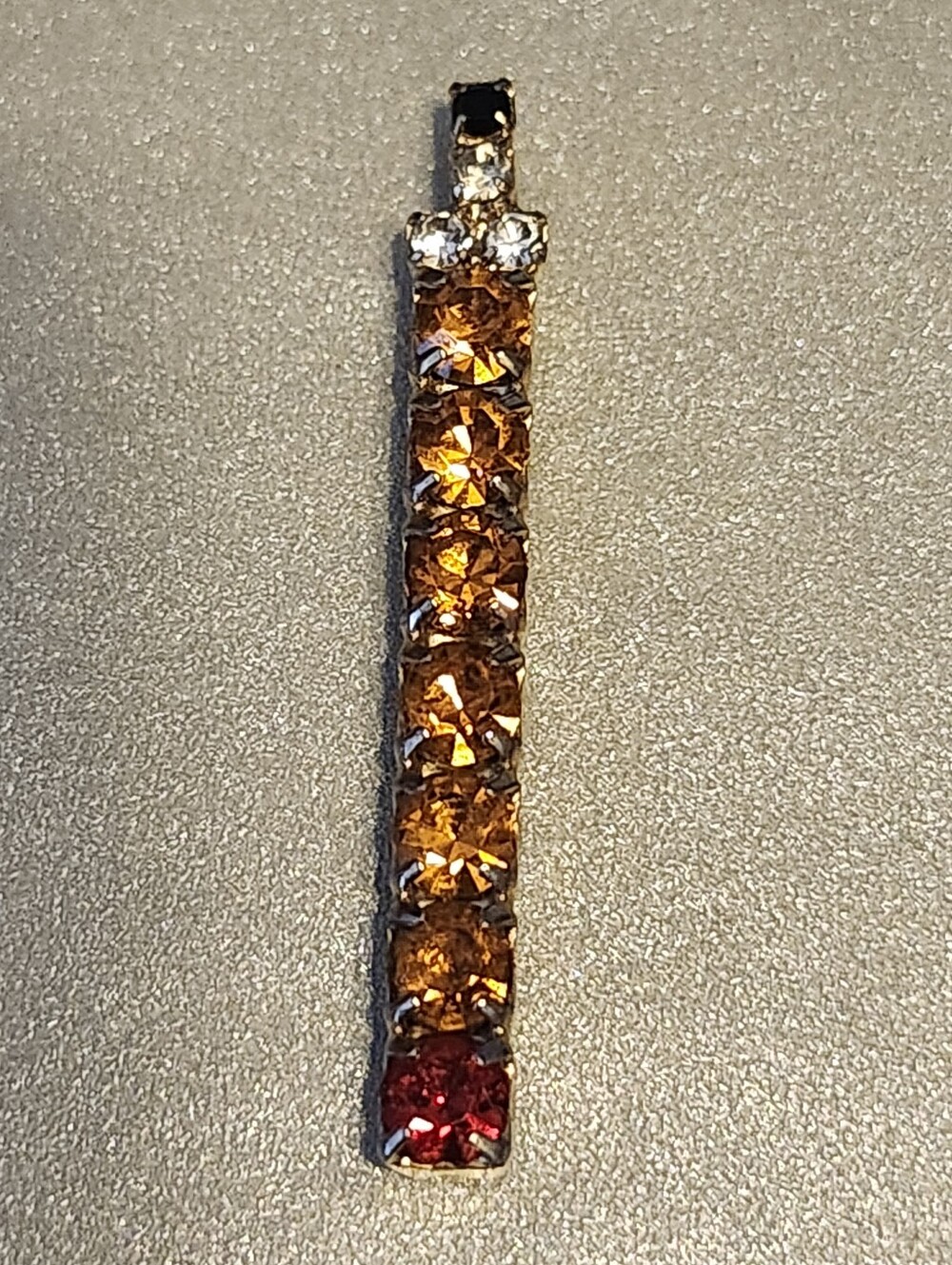 Vtg Vertical Crystal Brooch in Amber and Ruby